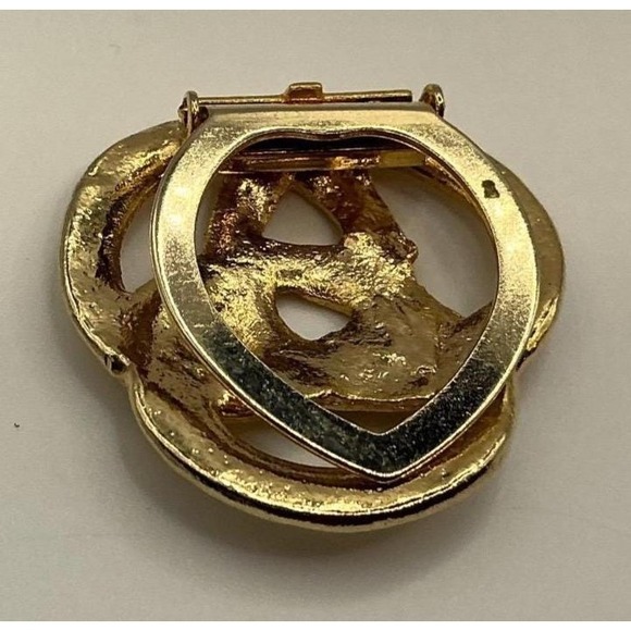 Gold Tone Interlocking Rings Scarf Clip 1.5" Vintage Textured Design - Picture 2 of 3